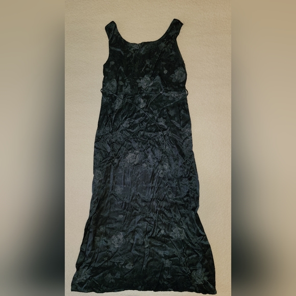 Blue Floral Dress - Picture 9 of 9